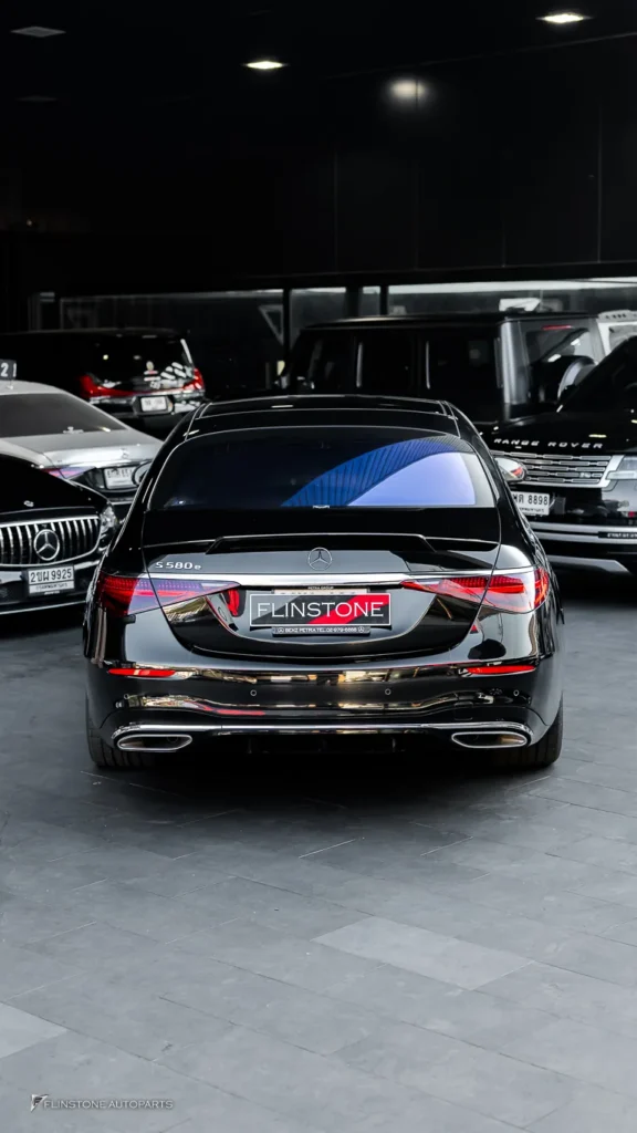 Mercedes-Benz S-Class สปอยเลอร์