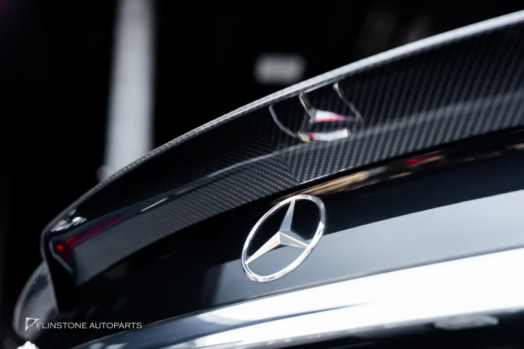 Mercedes-Benz S-Class สปอยเลอร์