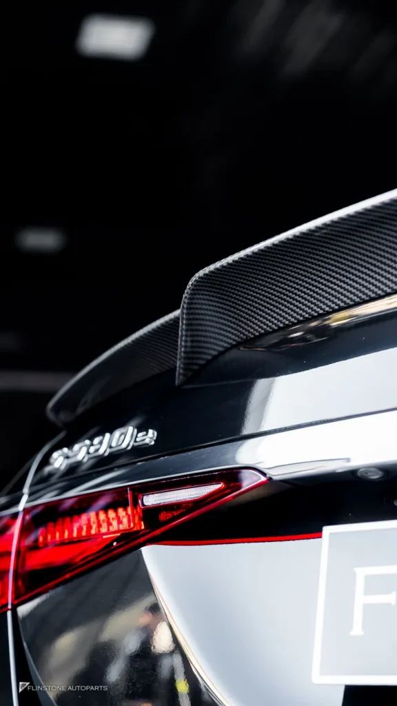 Mercedes-Benz S-Class สปอยเลอร์