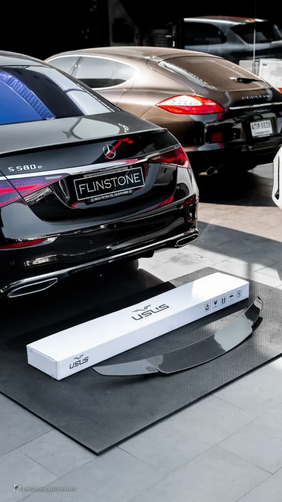 Mercedes-Benz S-Class สปอยเลอร์