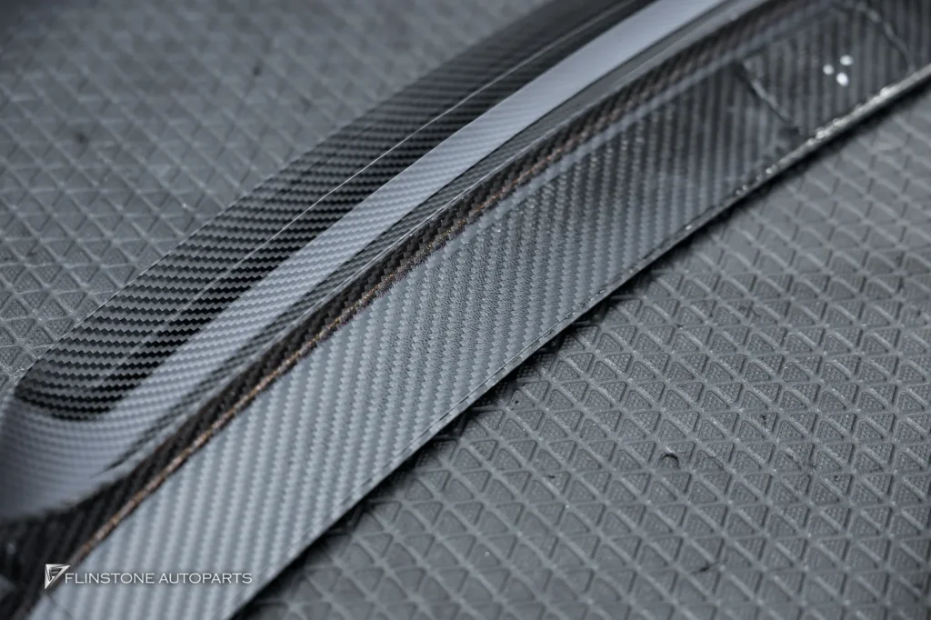 Mercedes-Benz S-Class สปอยเลอร์