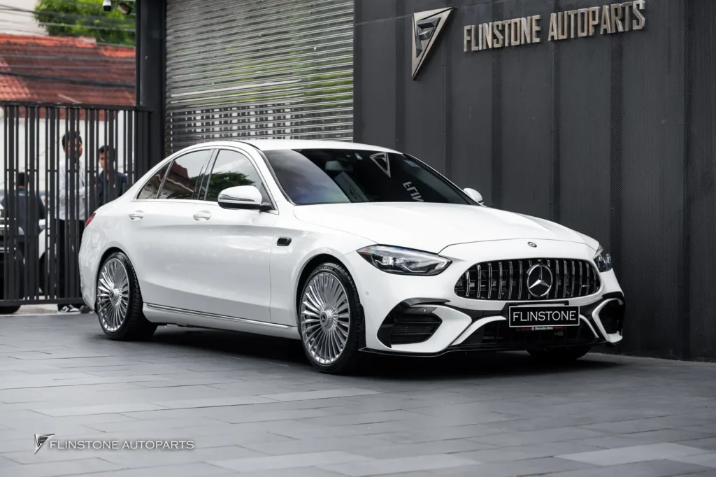 Mercedes-Benz W205 เปลี่ยนโฉม W206 C63 AMG ล้อ USUS
