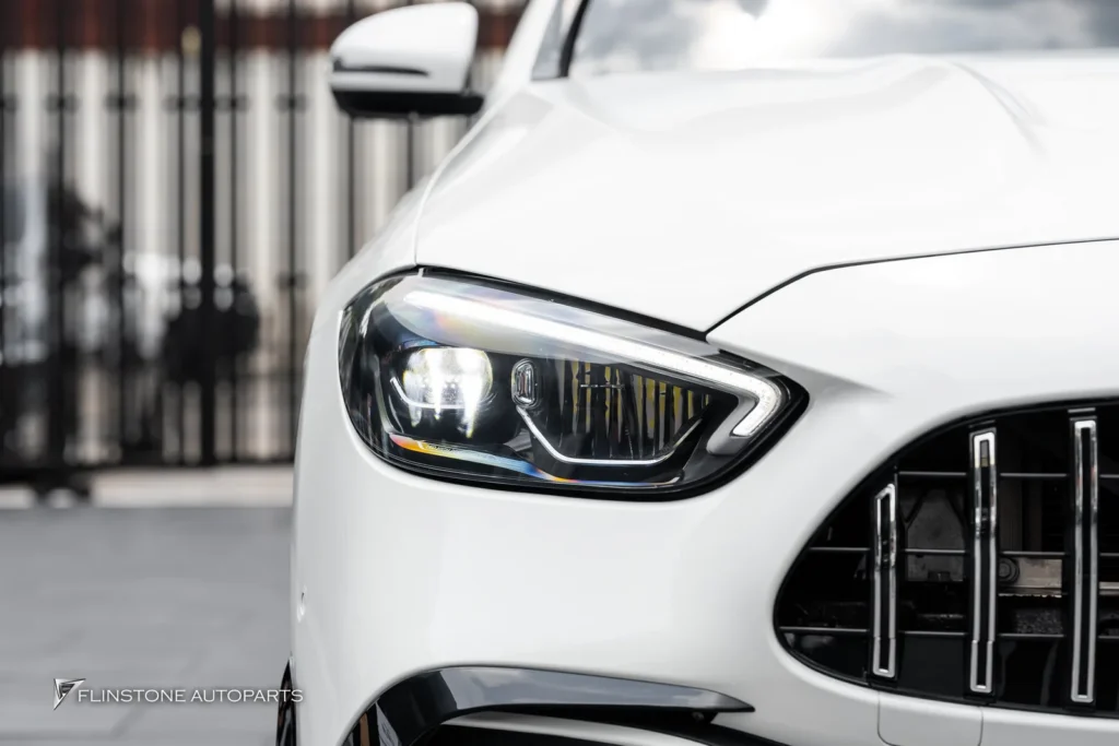 Mercedes-Benz W205 เปลี่ยนโฉม W206 C63 AMG ล้อ USUS
