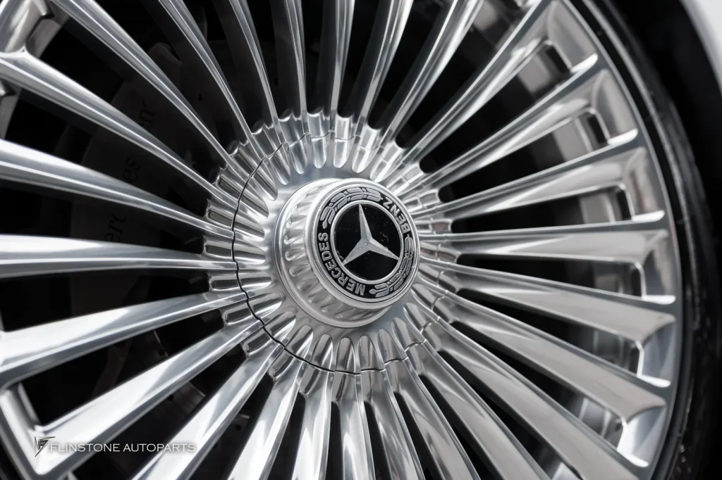 Mercedes-Benz W205 เปลี่ยนโฉม W206 C63 AMG ล้อ USUS