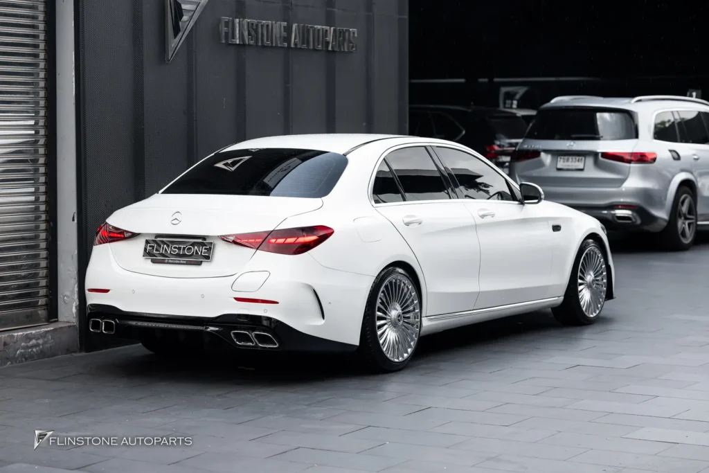 Mercedes-Benz W205 เปลี่ยนโฉม W206 C63 AMG ล้อ USUS