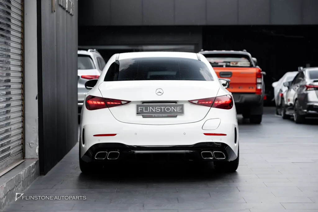Mercedes-Benz W205 เปลี่ยนโฉม W206 C63 AMG ล้อ USUS