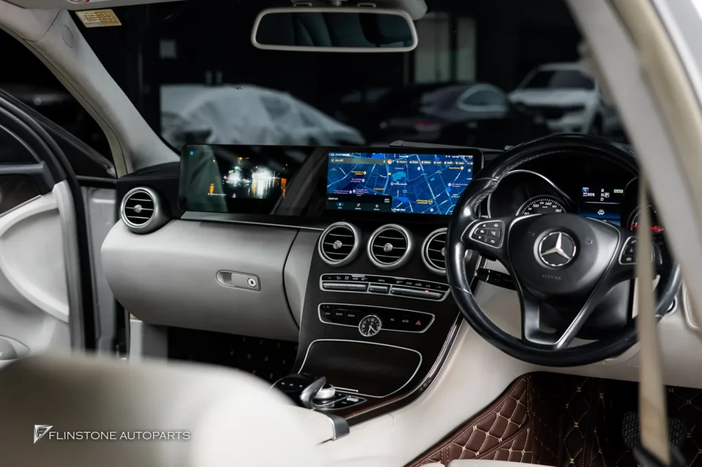 Mercedes-Benz W205 จอ Dual Screen