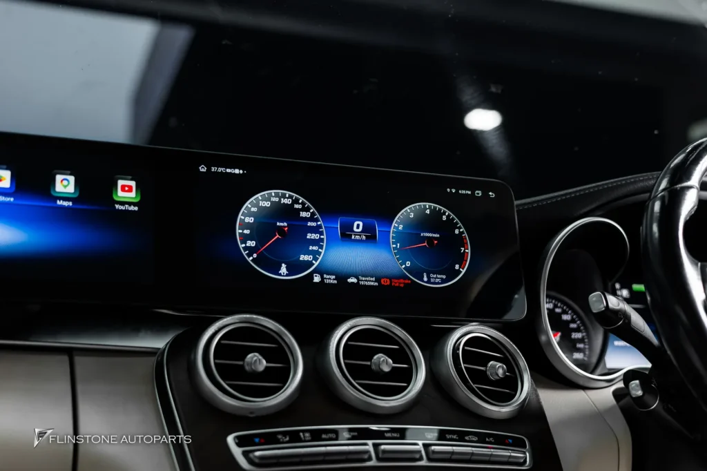 Mercedes-Benz W205 จอ Dual Screen