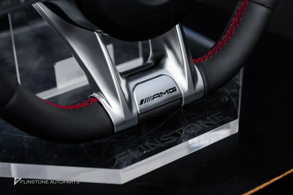 Mercedes-Benz W205 พวงมาลัย