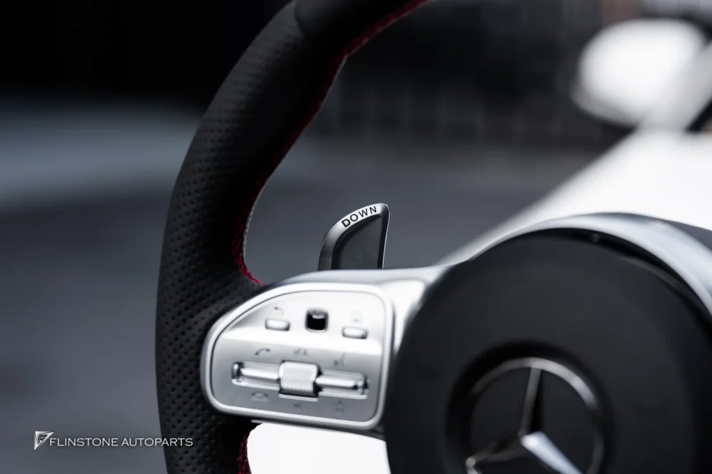Mercedes-Benz W205 พวงมาลัย