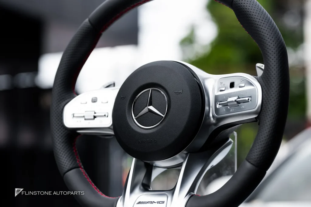 Mercedes-Benz W205 พวงมาลัย