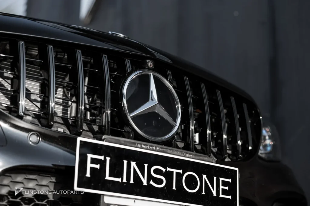 Mercedes-Benz W205 พาร์ทคาร์บอนรอบคัน ปลายท่อ กระจังหน้า ฟิล์ม