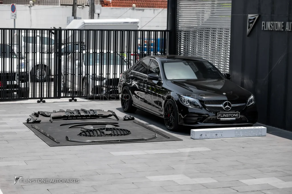 Mercedes-Benz W205 พาร์ทคาร์บอนรอบคัน ปลายท่อ กระจังหน้า ฟิล์ม