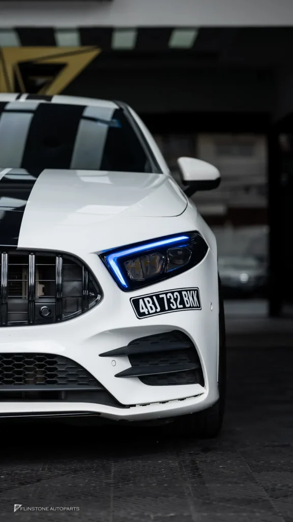 Mercedes-AMG A35 ไฟหน้า RGB