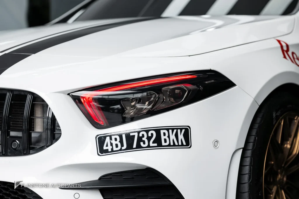 Mercedes-AMG A35 ไฟหน้า RGB