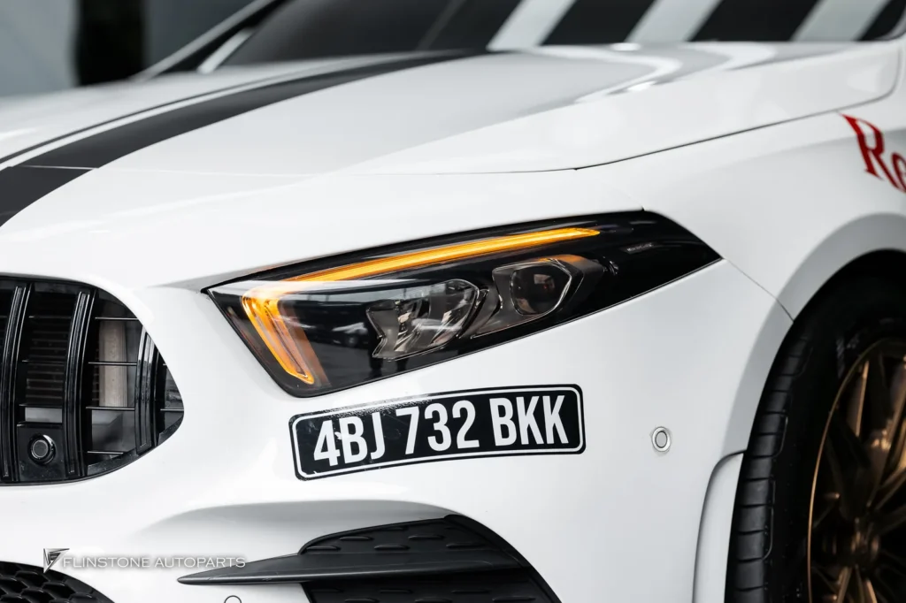 Mercedes-AMG A35 ไฟหน้า RGB