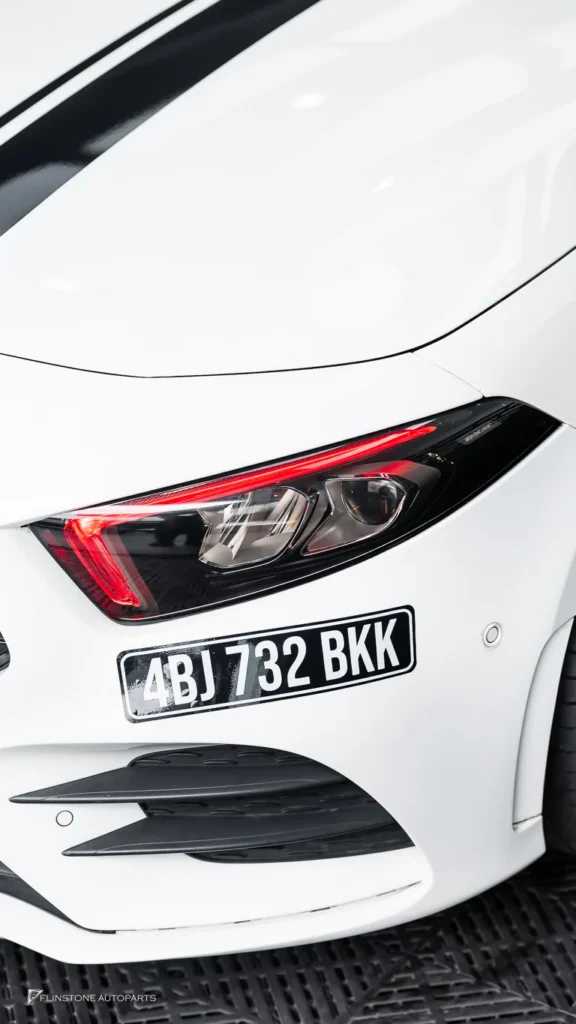Mercedes-AMG A35 ไฟหน้า RGB