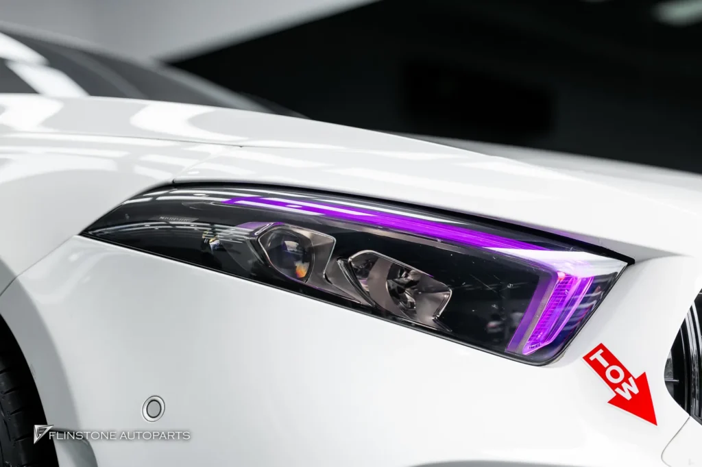 Mercedes-AMG A35 ไฟหน้า RGB