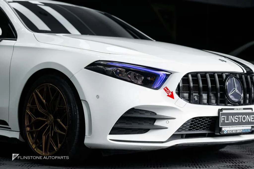 Mercedes-AMG A35 ไฟหน้า RGB