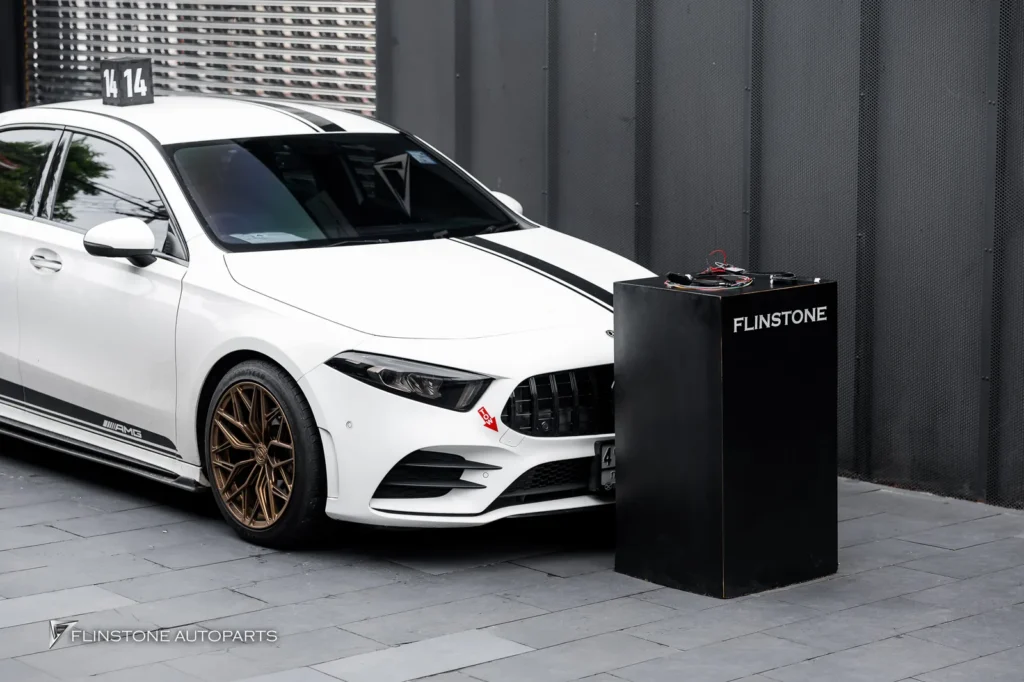 Mercedes-AMG A35 ไฟหน้า RGB