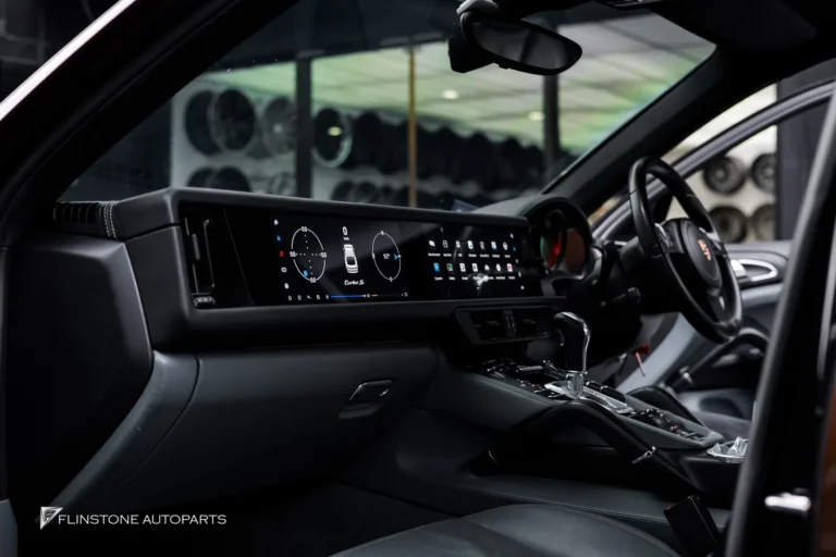 Porsche Cayenne จอ Dual Screen