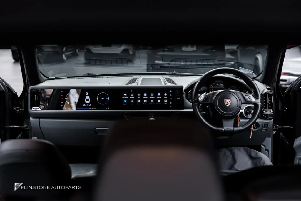 Porsche Cayenne จอ Dual Screen