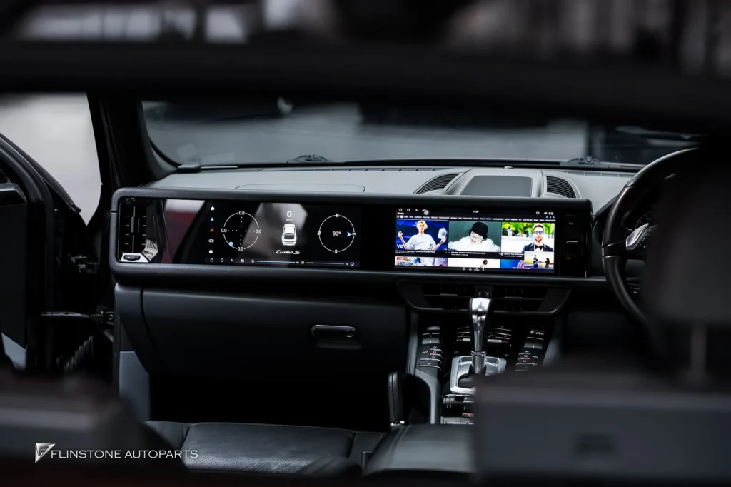 Porsche Cayenne จอ Dual Screen
