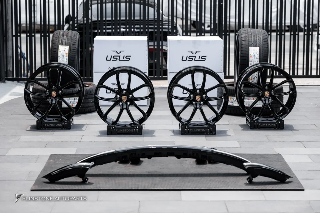 Porsche Cayenne ล้อ USUS ไฟท้ายแท้ ปลายท่อ
