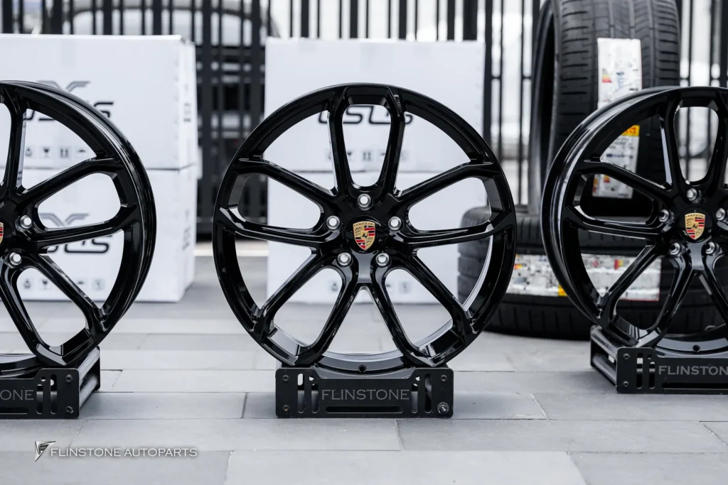 Porsche Cayenne ล้อ USUS ไฟท้ายแท้ ปลายท่อ