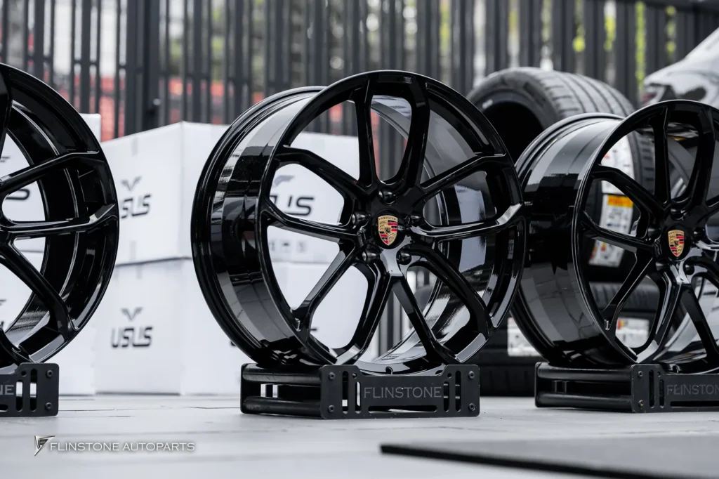 Porsche Cayenne ล้อ USUS ไฟท้ายแท้ ปลายท่อ