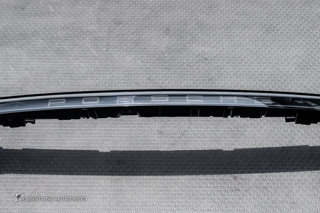 Porsche Cayenne ไฟท้ายแท้