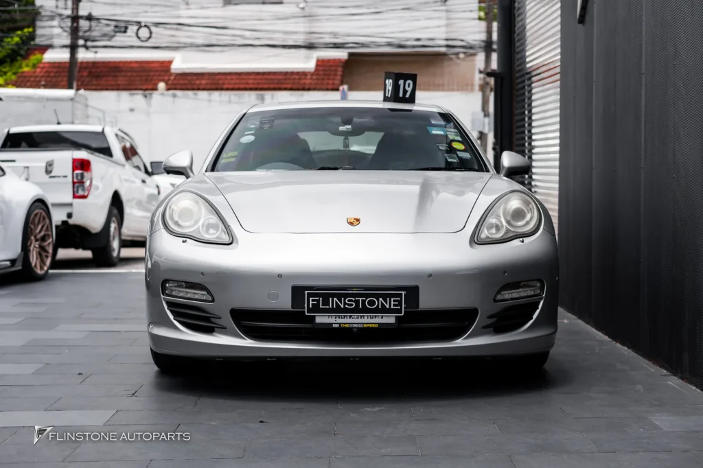 Porsche Panamera กล้อง iRoad