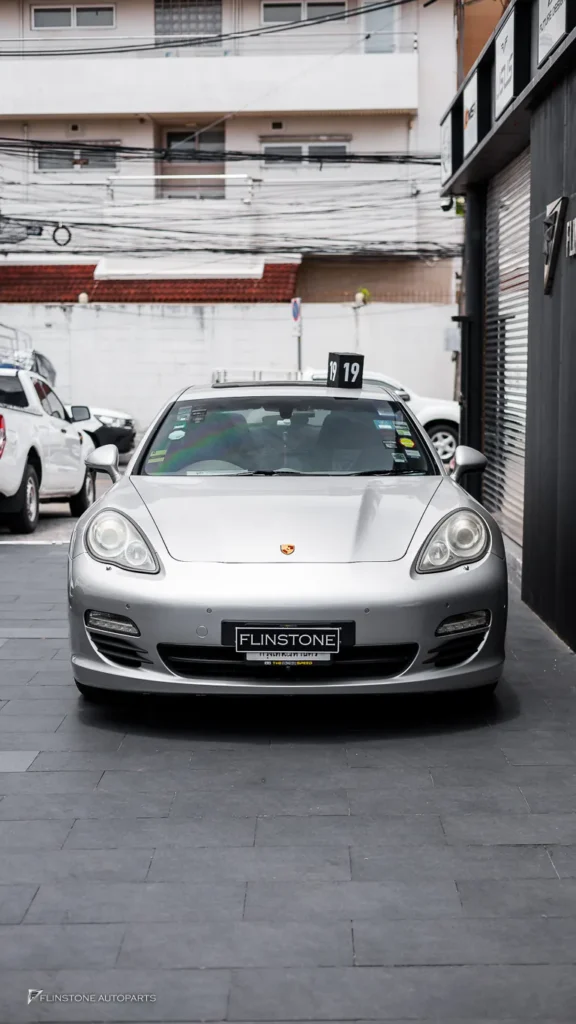 Porsche Panamera กล้อง iRoad