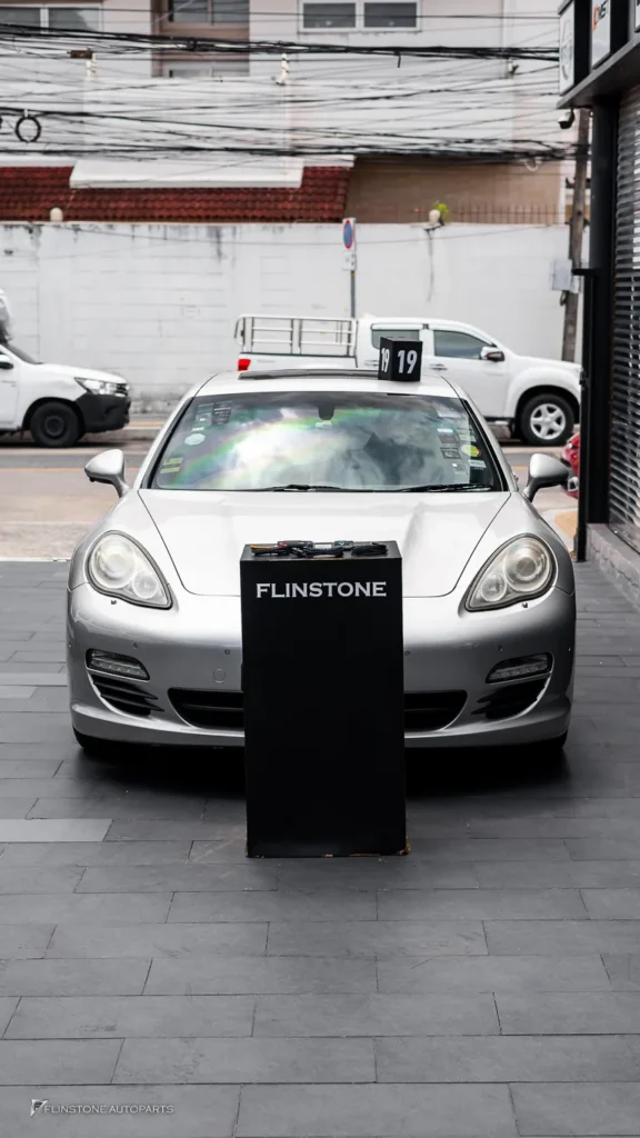 Porsche Panamera กล้อง iRoad