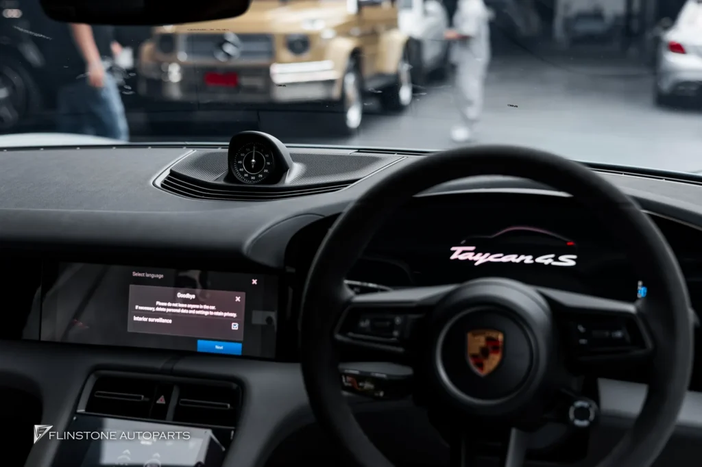 Porsche Taycan 4S นาฬิกา Sport Chrono