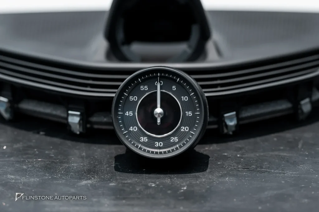 Porsche Taycan 4S นาฬิกา Sport Chrono