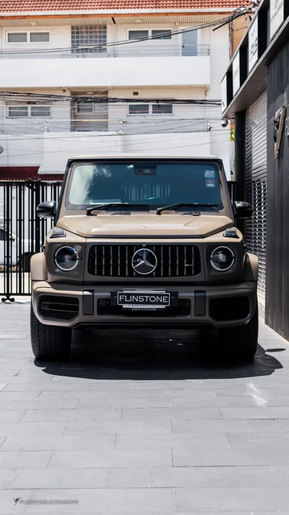 Mercedes-Benz G-Class บันได