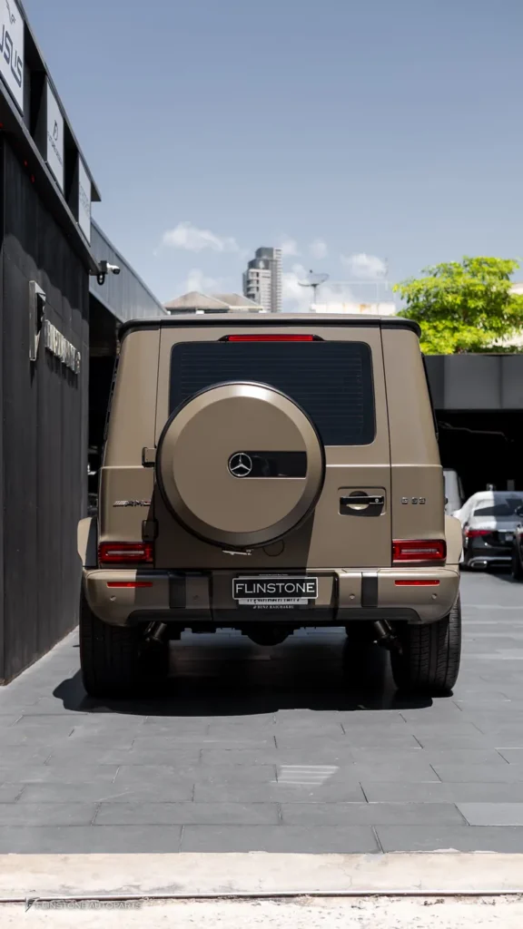 Mercedes-Benz G-Class บันได