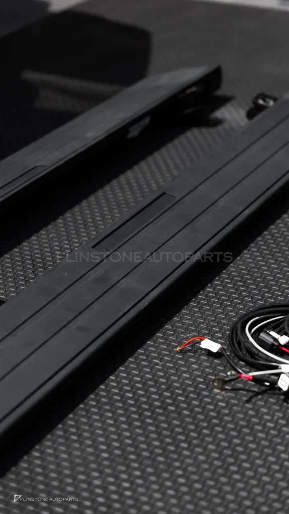 Mercedes-Benz G-Class บันได
