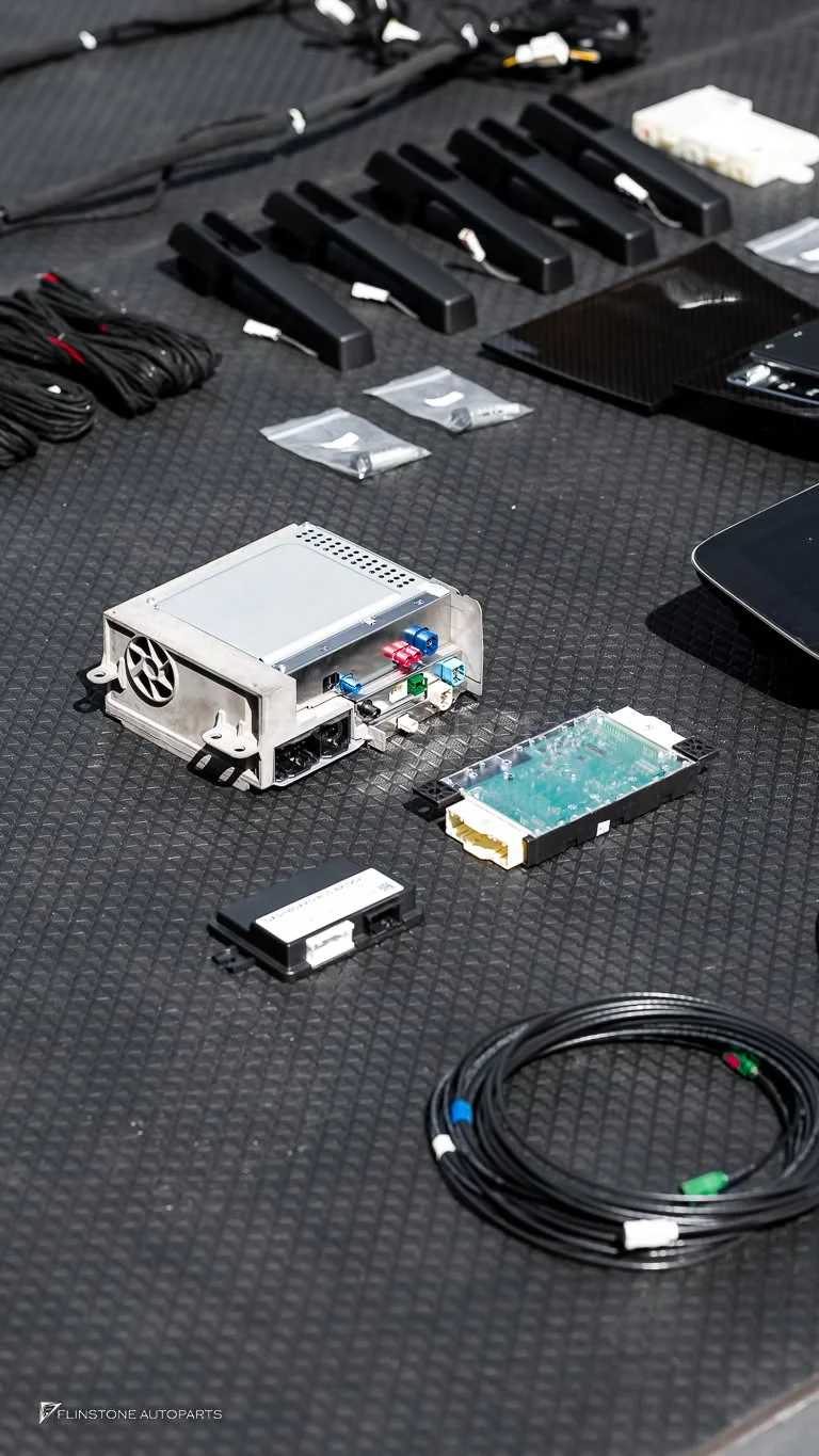 W464 G-Class อัพเกรดจอทัชสกรีน+ประตูดูด MBUX 2026 สำหรับ G-Class ทุกรุ่น