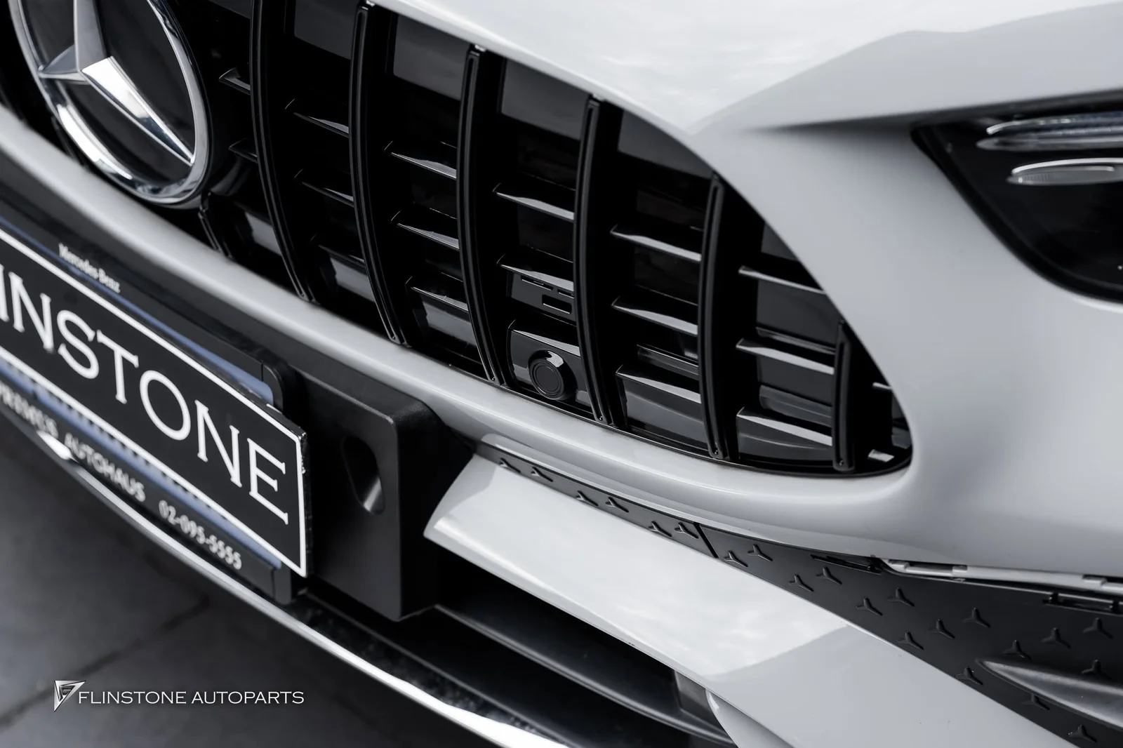 C236 CLE-Class Coupe แต่งรถ CLE300 ด้วยกระจังหน้าสีดำเงาทรง CLE53 AMG