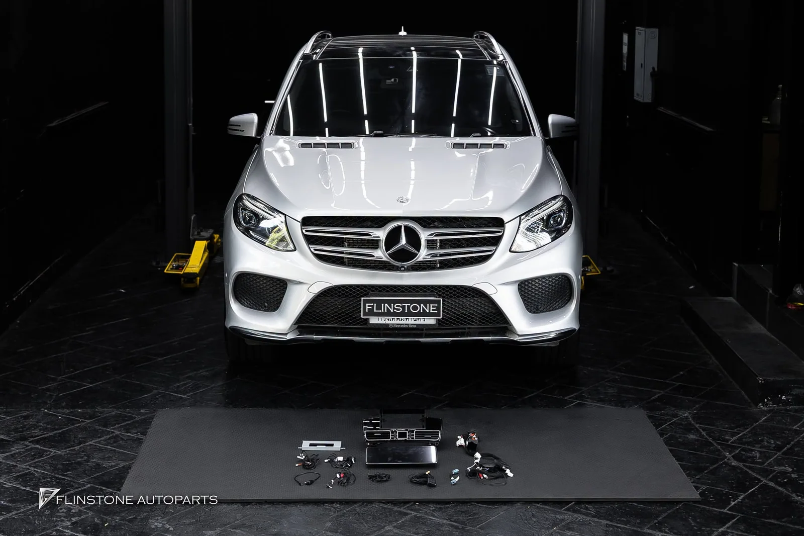W166 ML-Class & W176 A-Class — อัปเกรดห้องโดยสารให้โมเดิร์นน่าขับ! Mercedes-Benz W166
