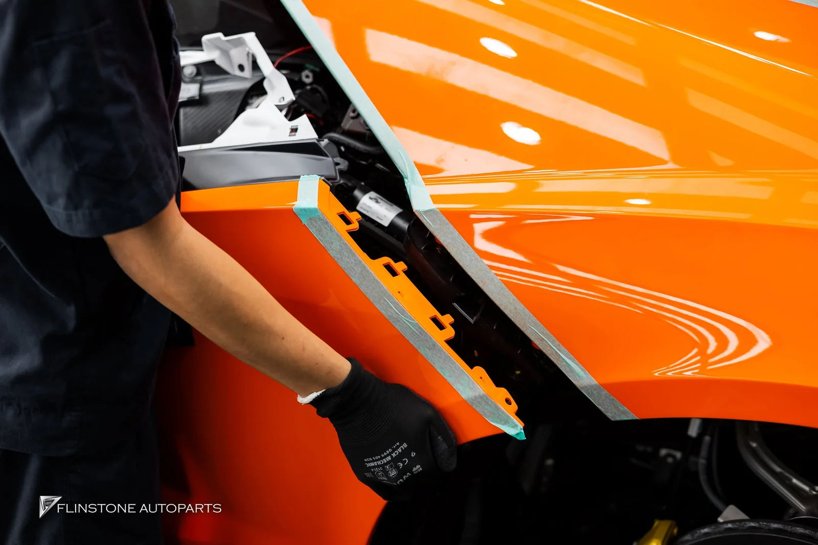 ภาพผลงานติดตั้งชุดแต่งรอบคันสำหรับ LAMBORGHINI Revuelto ทั้งภายนอกและภายใน