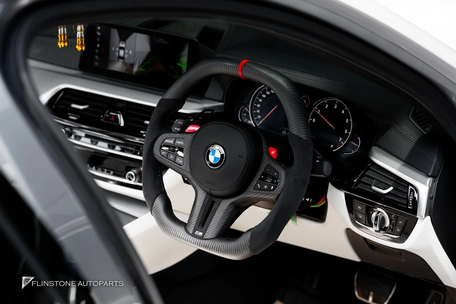 BMW G30 / F90 2024+ ติดตั้งพวงมาลัยคาร์บอนและหัวเกียร์ M5 สำหรับ BMW G30 Series 5