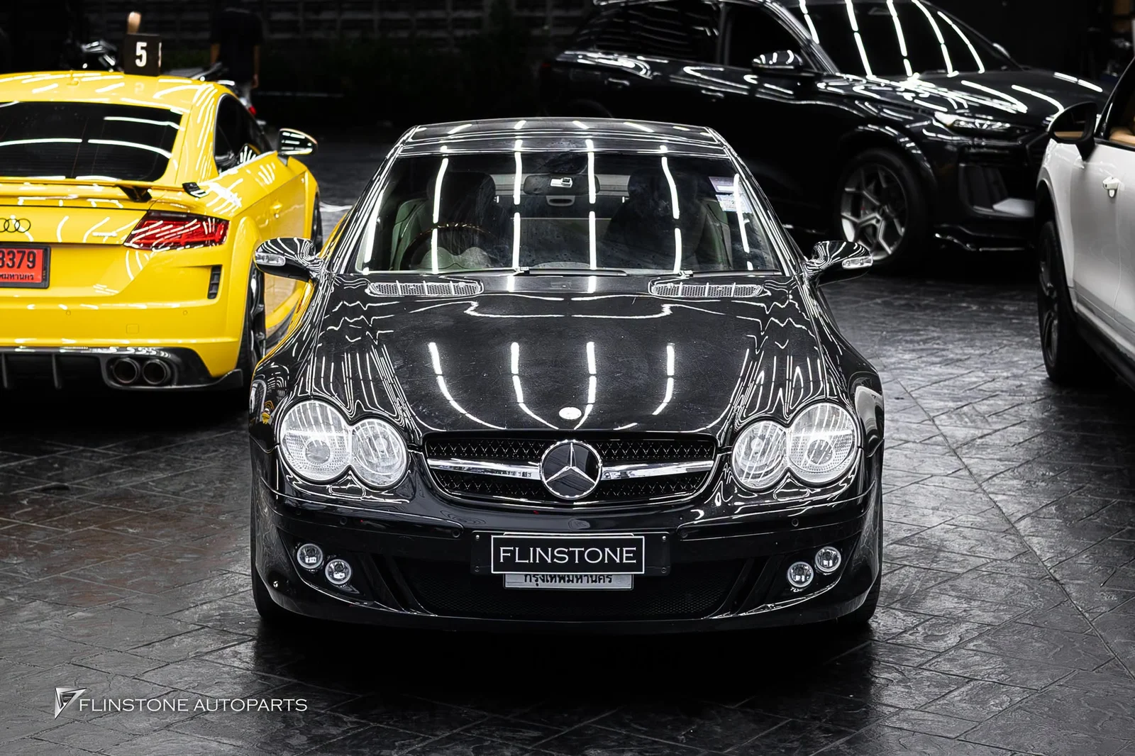 R230 SL-Class ติดตั้งกระจังหน้าทรงสปอร์ตก้านเดี่ยวสำหรับ SL-Class