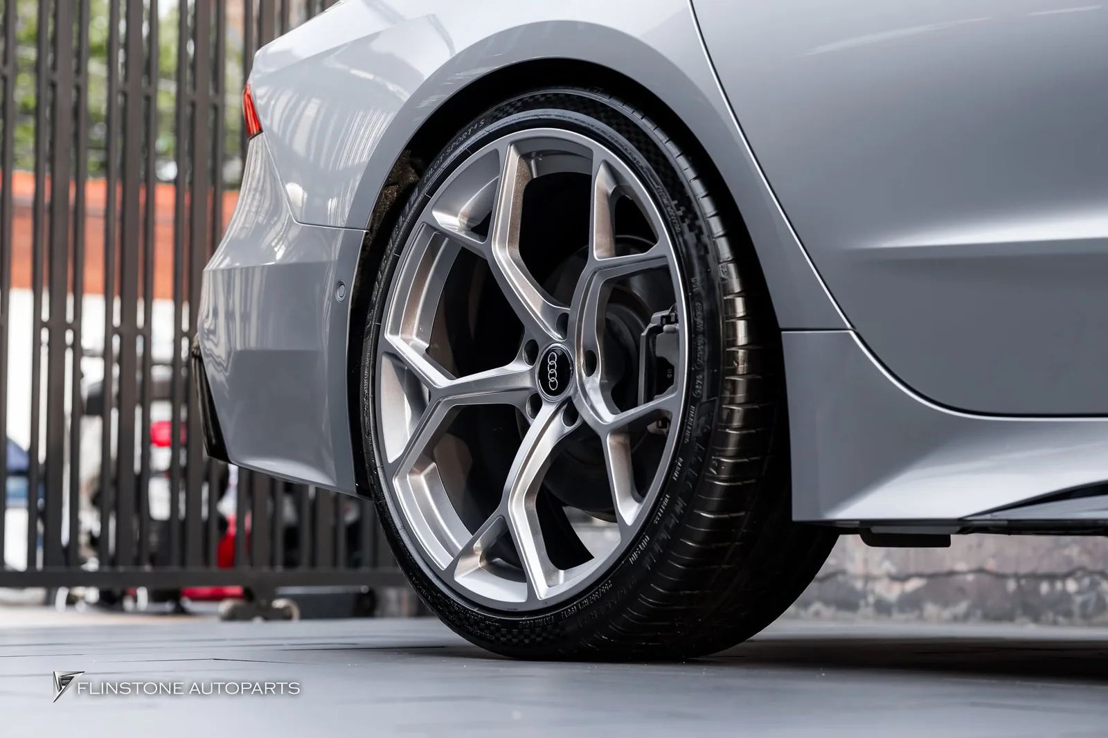 เต็มซุ้มกับ AUDI A7 คันนี้ครับ รอบนี้ลูกค้าเลือกอัปเกรดความสปอร์ตพรีเมียมด้วยล