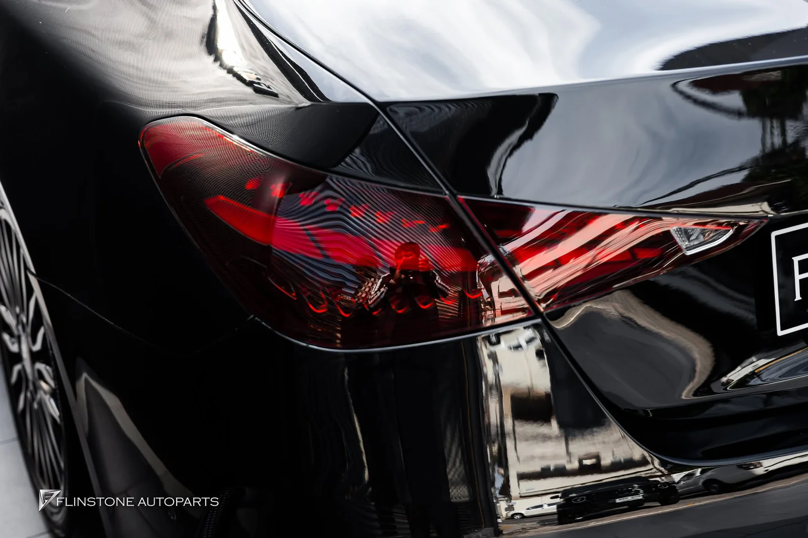 W205 C205 C-Class 2024 W205 C-Class เข้าเปลี่ยนโฉมเป็น W206 C63s AMG