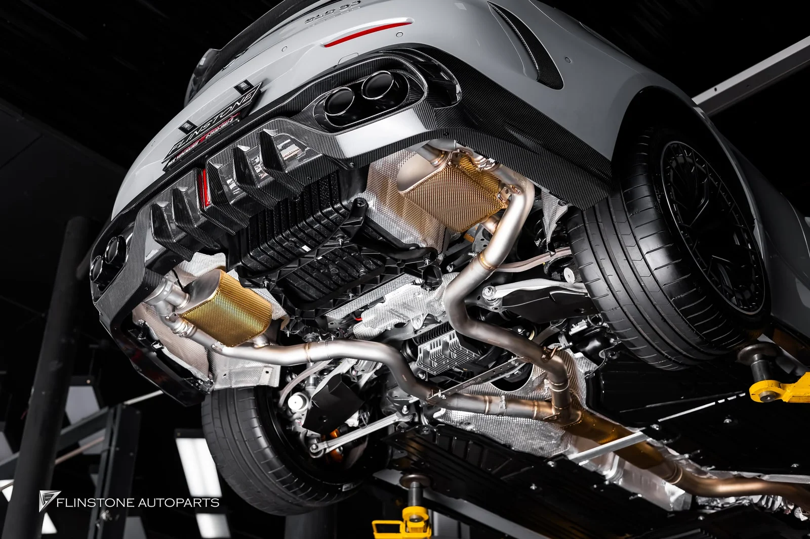 C236 CLE-Class Coupe — photos of the brake kit installation steps AMG Carbon Ceramic and set
