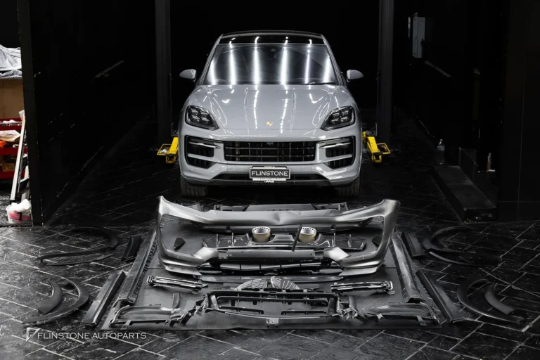 เข้าใหม่สาขาเลียบทางด่วน PORSCHE Cayenne Coupe 9Y0.2