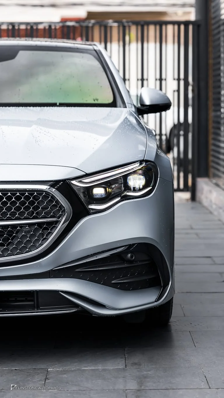 Mercedes W214 E-Class เป็นอีกรุ่นที่แต่งที่ร้านเยอะมากๆ